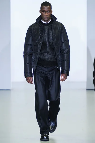 Look 19